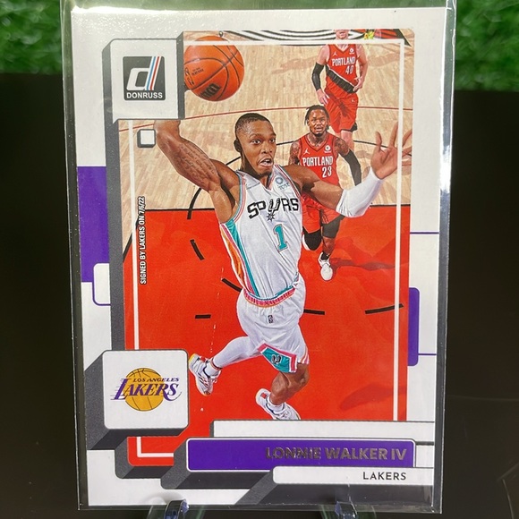 Panini Lot of 10 LOS ANGELES LAKERS BASKETBALL 🏀 Trading Cards - Picture 7 of 10